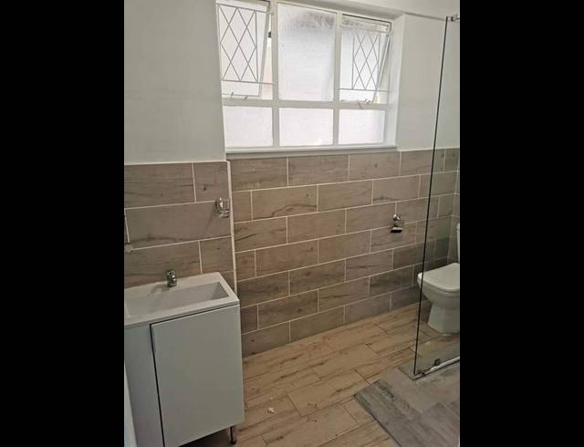 1 BEDROOM APARTMENT FOR SALE IN GLENWOOD